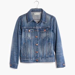 Madewell the Jean jacket in Pinter wash , sz large